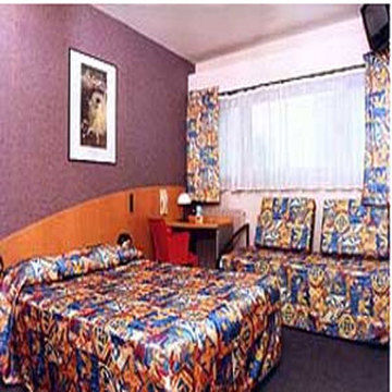 Hotel Arena La Defense Nanterre